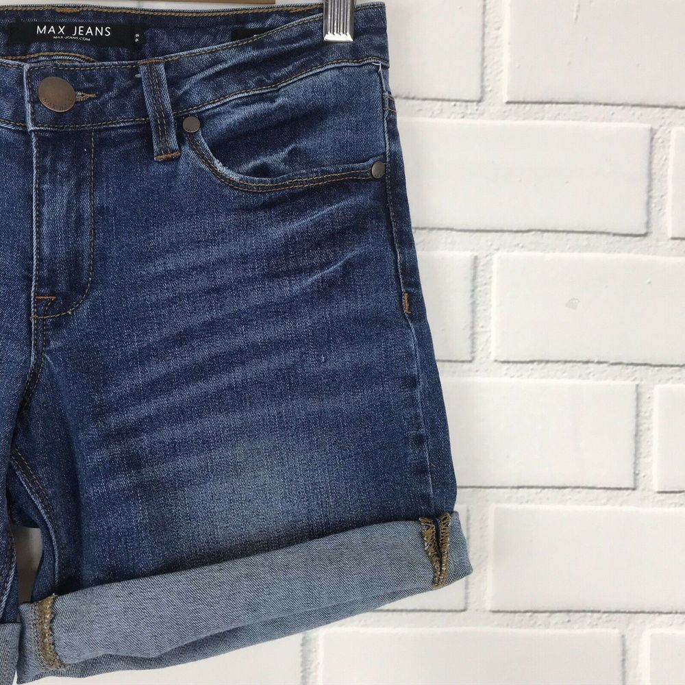✨Sold✨Max Jeans Shorts Size 4 Medium Wash Denim - Picture 3 of 6